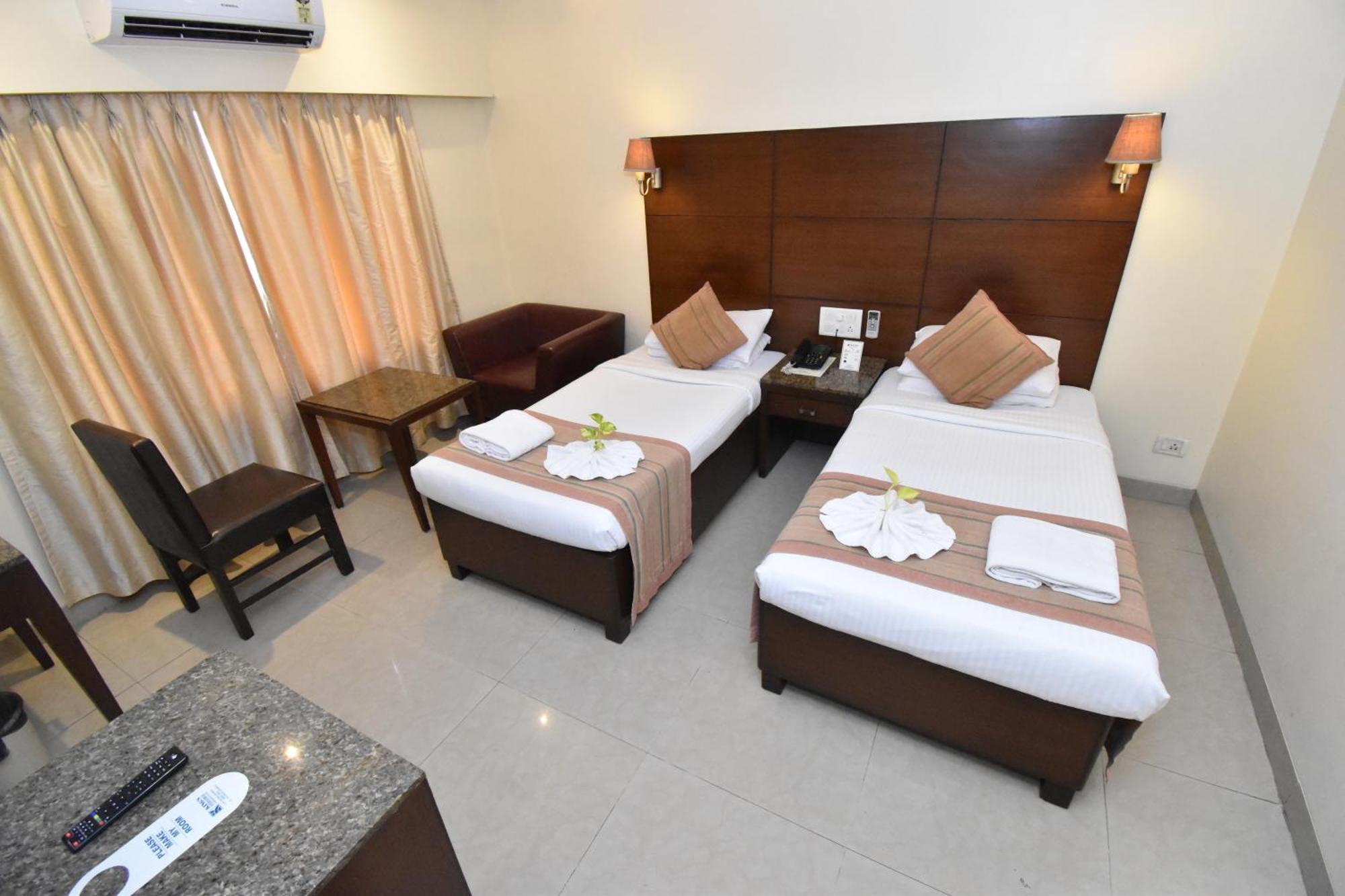 Kings International Juhu Otel Mumbai Dış mekan fotoğraf